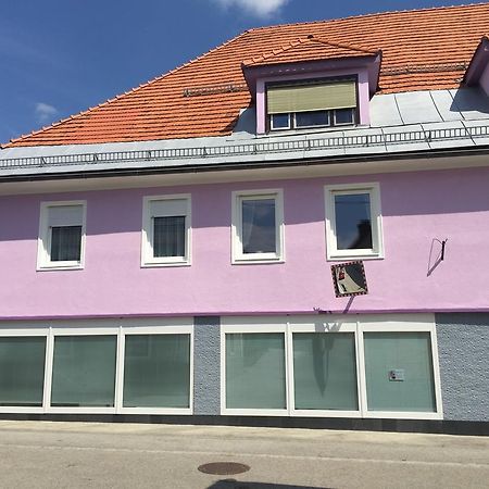 Haus Weisses Lamm Weitensfeld Exterior foto